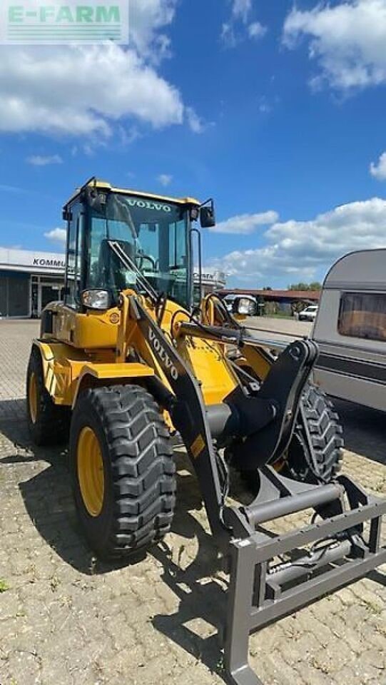 2023 Volvo L30 wheel loader, front three-quarter view 2023 Volvo L30 wheel loader, front three-quarter view