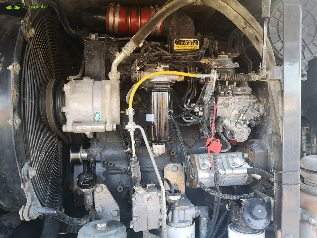 2012 CASE WX125 wheel excavator engine compartment view 2012 CASE WX125 wheel excavator engine compartment view