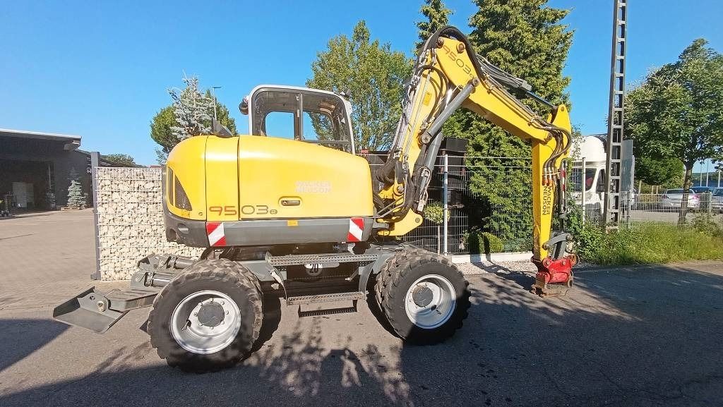 2013 Wacker Neuson 9503 wheel excavator, side view