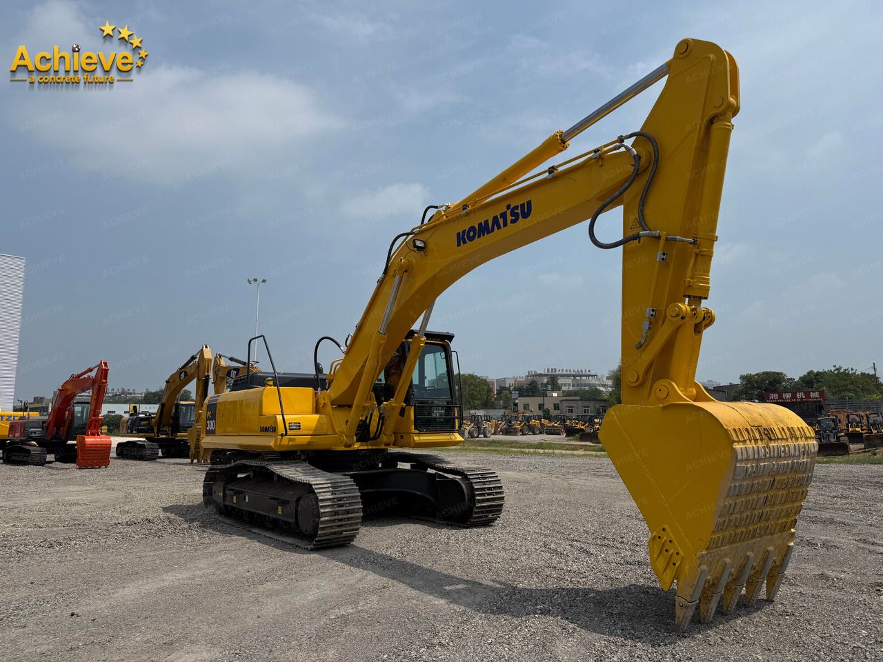 Komatsu PC300-8M0 crawler excavator, three-quarter view Komatsu PC300-8M0 crawler excavator, three-quarter view