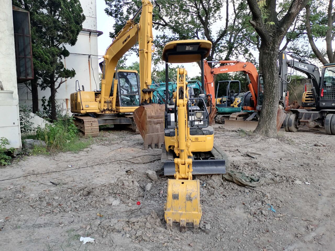 2024 Komatsu PC18MR-2 excavator, front view 2024 Komatsu PC18MR-2 excavator, front view
