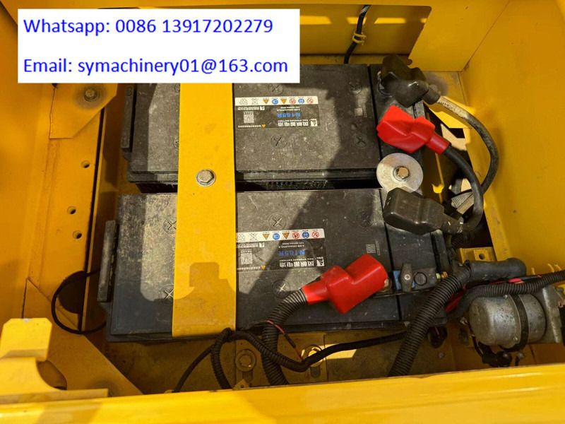 2025 Komatsu PC300 crawler excavator battery compartment view 2025 Komatsu PC300 crawler excavator battery compartment view