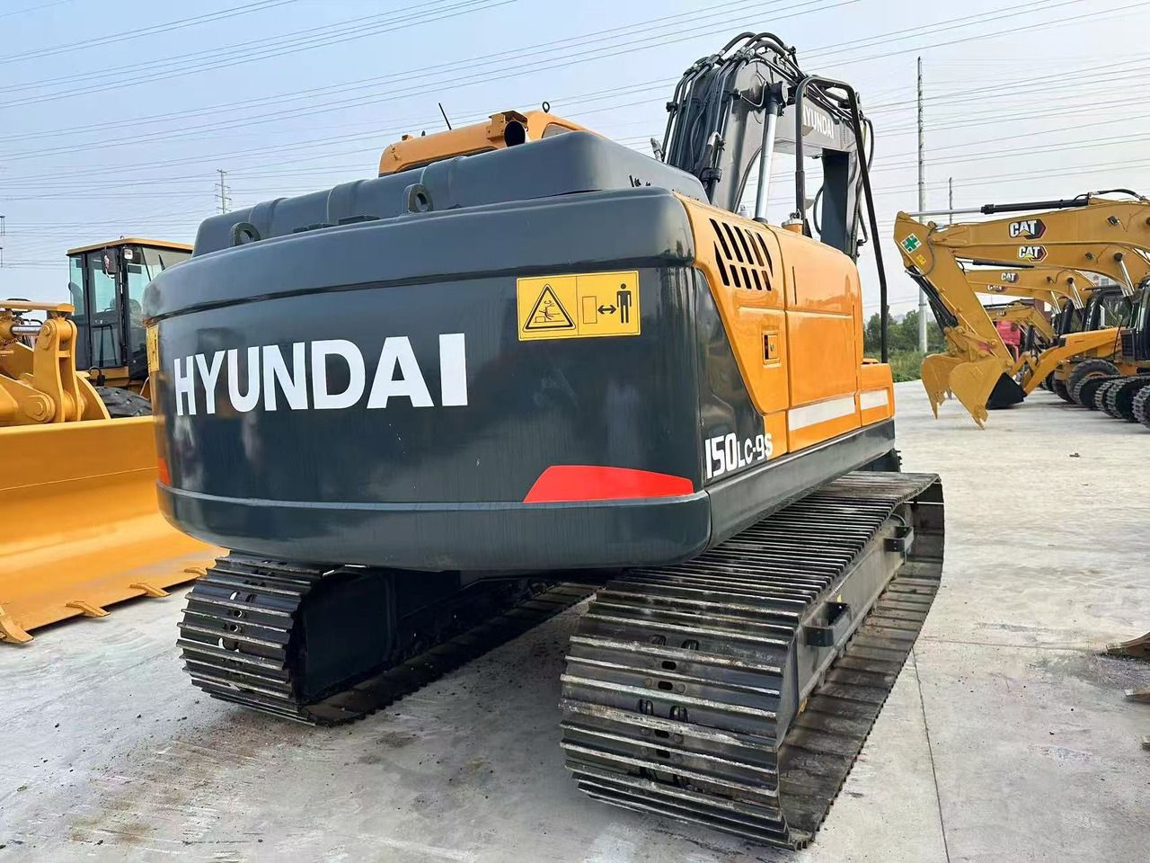2022 Hyundai R150LC-9S excavator rear view
