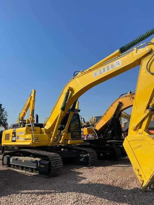 2022 Komatsu PC350-8 crawler excavator, side view