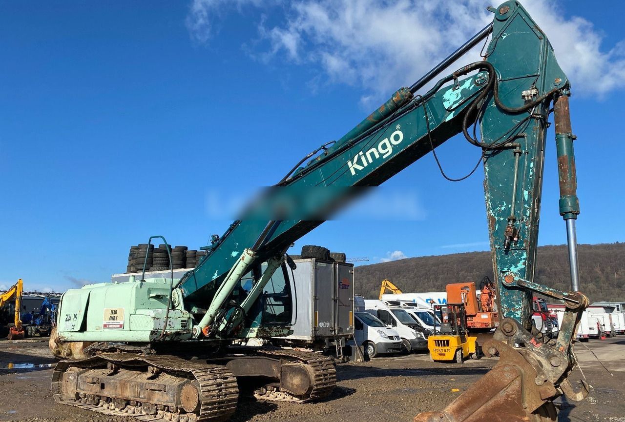 2008 Hitachi ZX350LC-3 crawler excavator side view 2008 Hitachi ZX350LC-3 crawler excavator side view