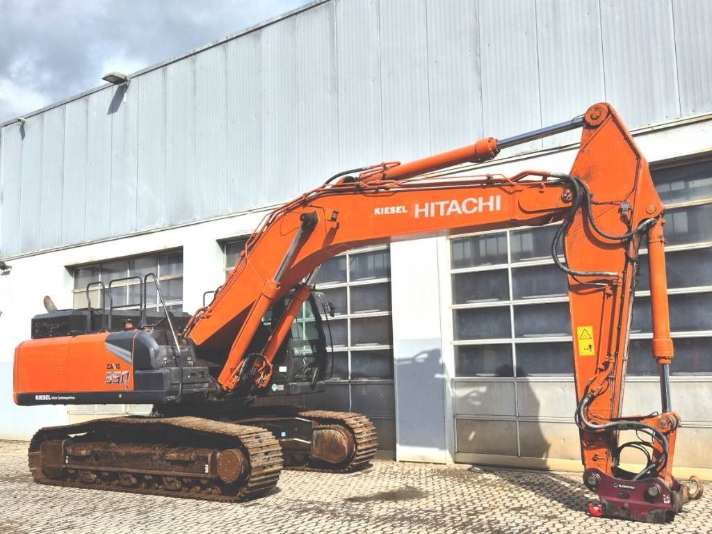 2021 Hitachi ZX350LCN-7 crawler excavator, side view