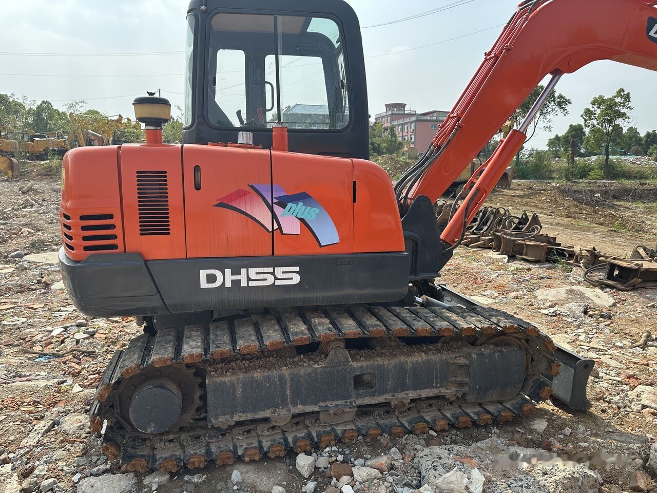 Doosan DH55 crawler excavator side view Doosan DH55 crawler excavator side view