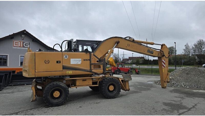 2008 CASE WX210 wheel excavator, side view 2008 CASE WX210 wheel excavator, side view