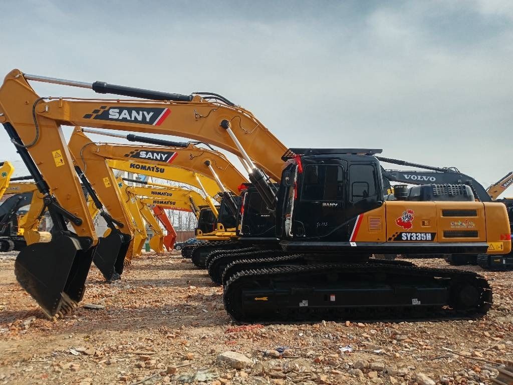 2025 Sany SY335H crawler excavator side view 2025 Sany SY335H crawler excavator side view