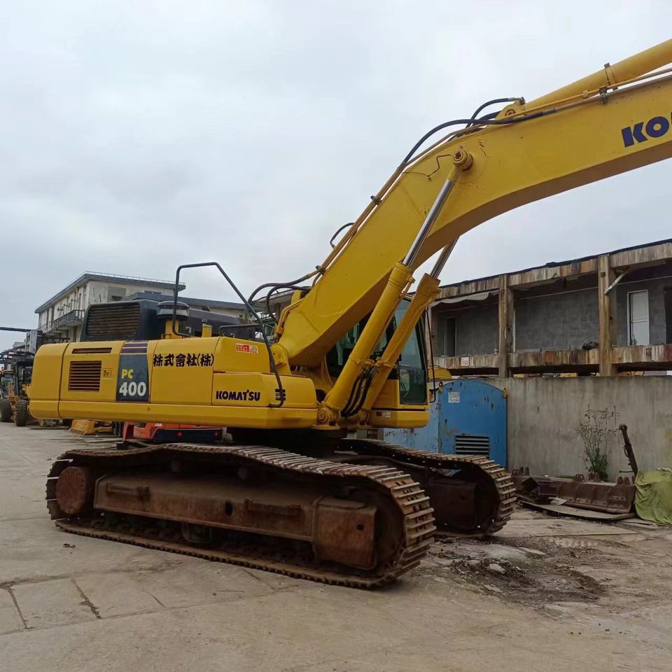 2016 Komatsu PC400-8 Crawler Excavator