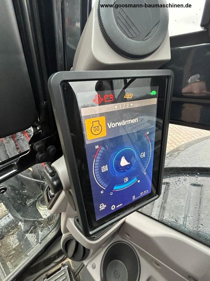 2023 Kubota KX060-5 mini excavator digital instrument cluster view 2023 Kubota KX060-5 mini excavator digital instrument cluster view