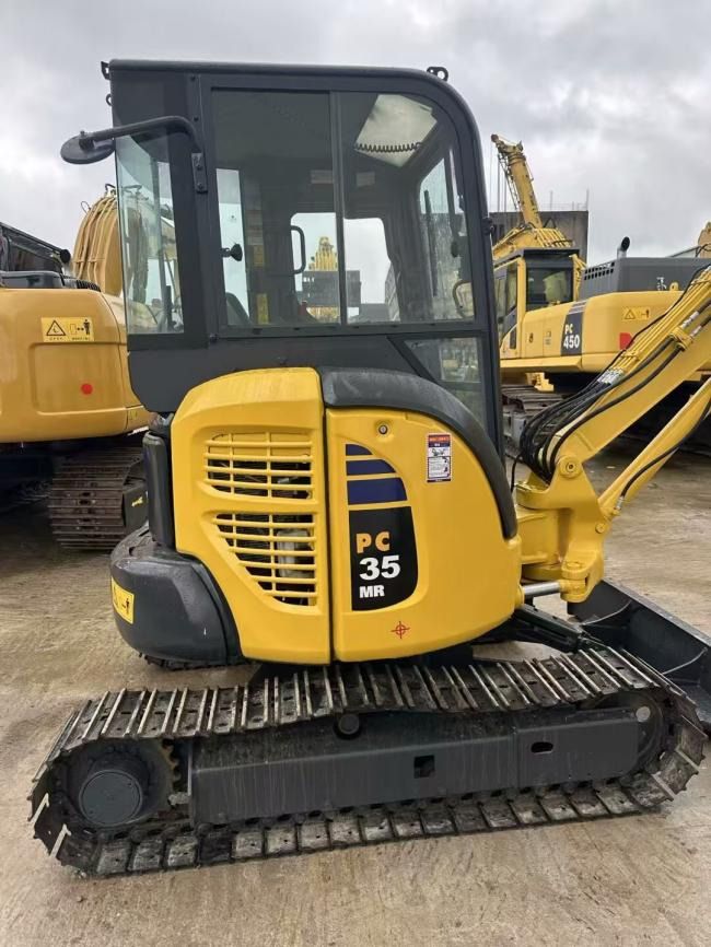 2022 Komatsu PC35MR mini excavator, side profile view 2022 Komatsu PC35MR mini excavator, side profile view