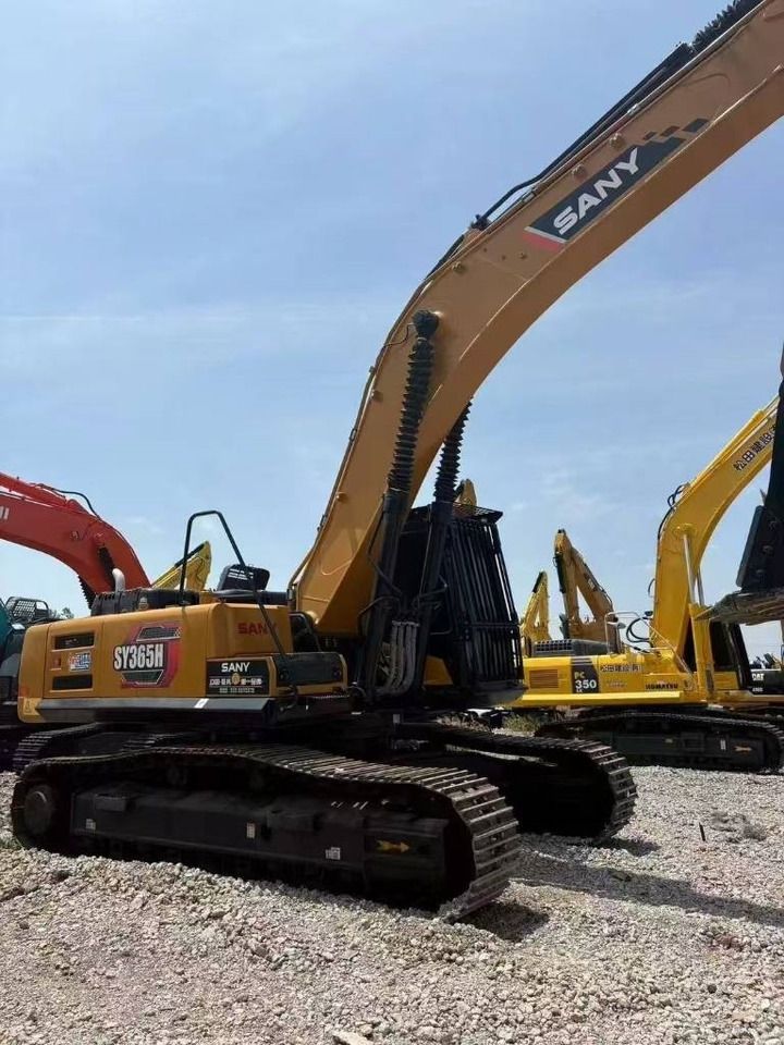 2023 Sany SY365H crawler excavator, side view 2023 Sany SY365H crawler excavator, side view