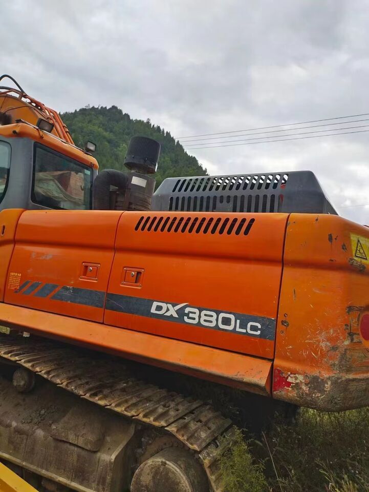 2023 Doosan DX380LC-9C excavator side profile view