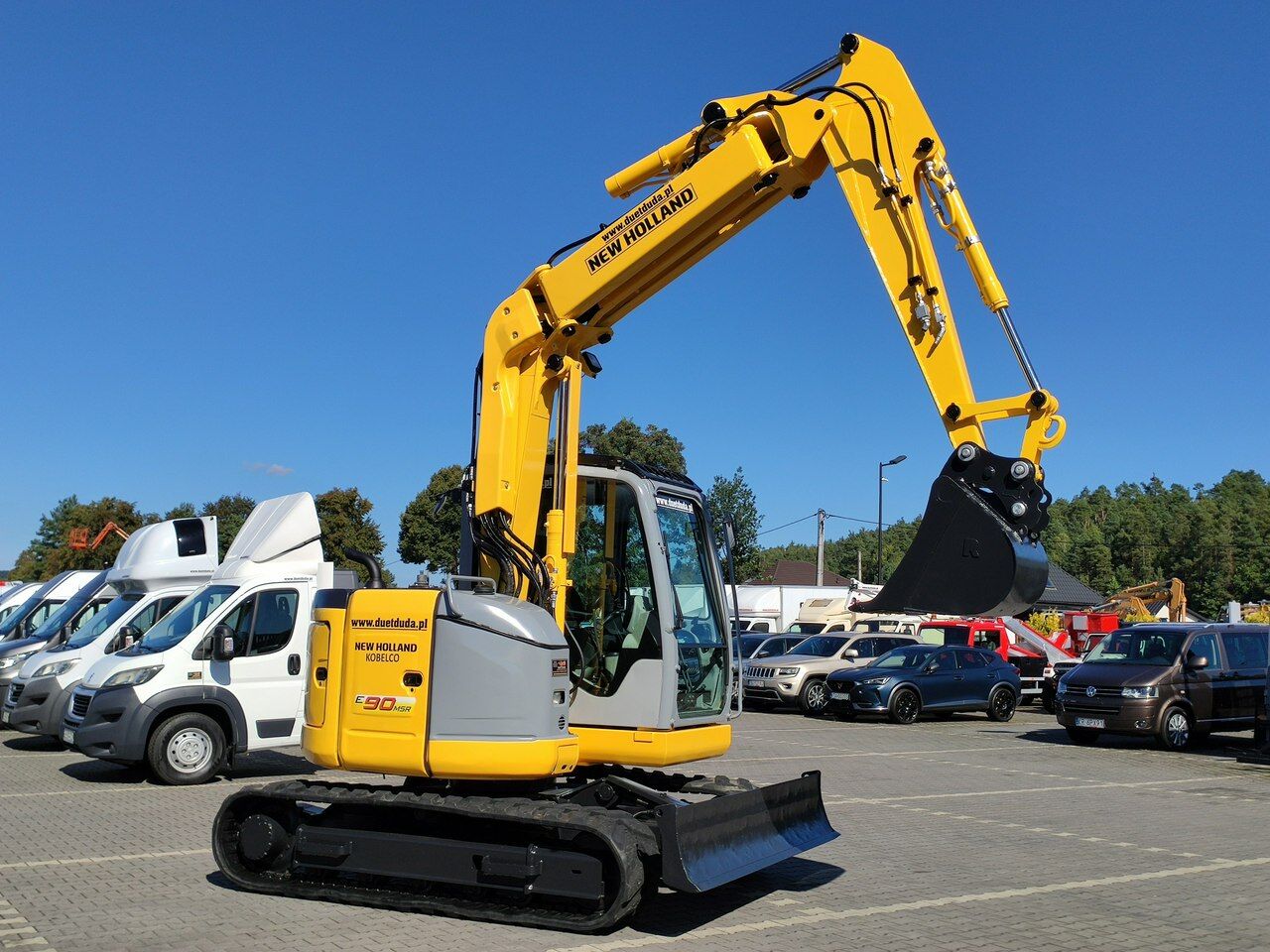 2012 New Holland E90B SR mini excavator, side profile view 2012 New Holland E90B SR mini excavator, side profile view