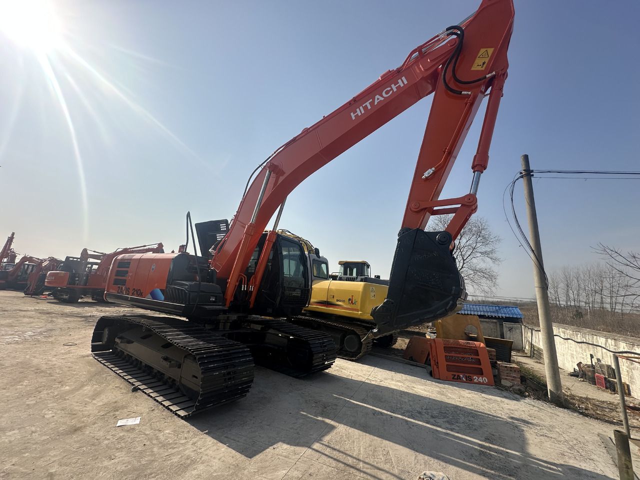2018 Hitachi Zaxis 210 crawler excavator, side view 2018 Hitachi Zaxis 210 crawler excavator, side view