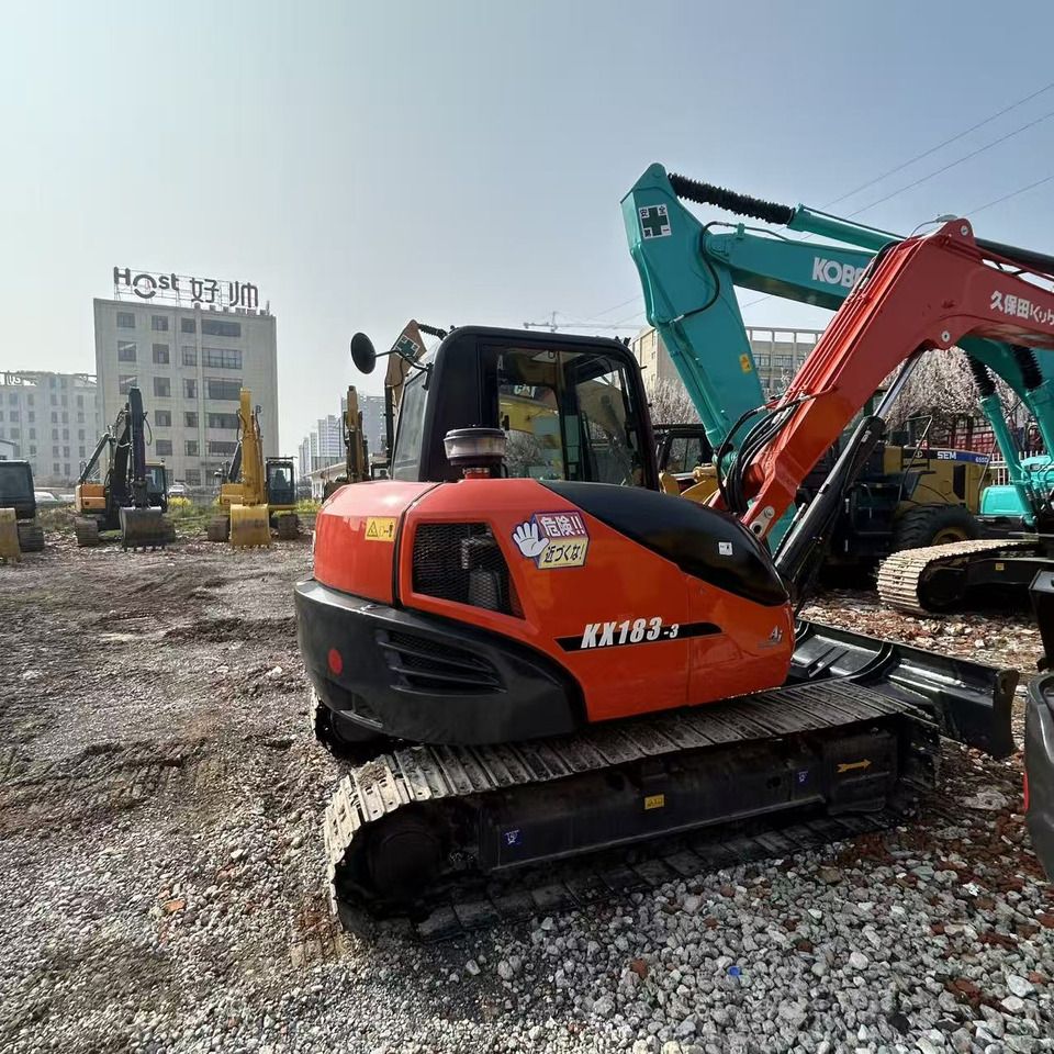 2023 Kubota KX183-3 mini excavator, rear three-quarter view 2023 Kubota KX183-3 mini excavator, rear three-quarter view