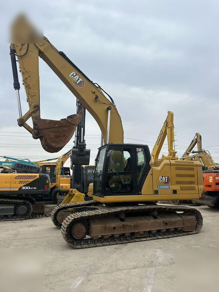 2019 Caterpillar 330 crawler excavator, side view