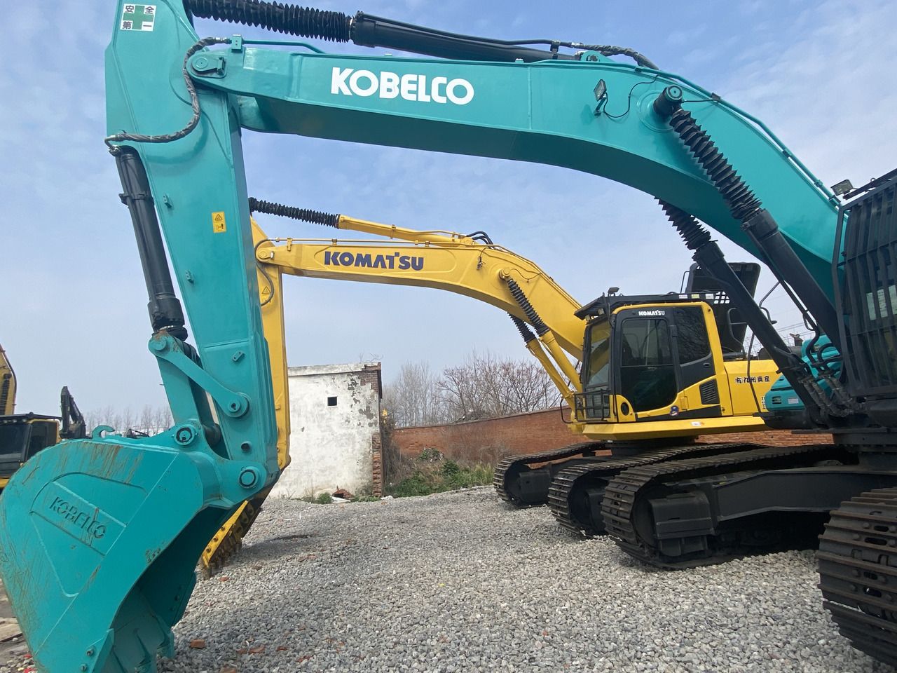 2023 Kobelco SK350-8 crawler excavator side profile