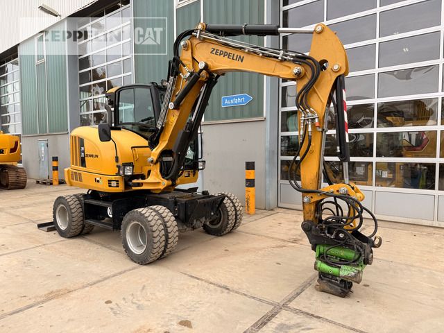 2019 Zeppelin ZM70 wheel excavator, side view
