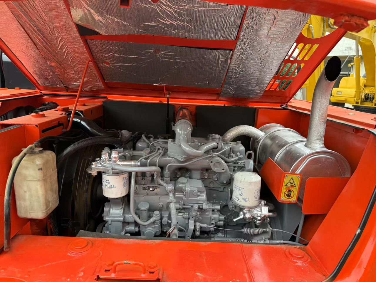 2013 Hitachi ZX60 mini excavator engine compartment 2013 Hitachi ZX60 mini excavator engine compartment