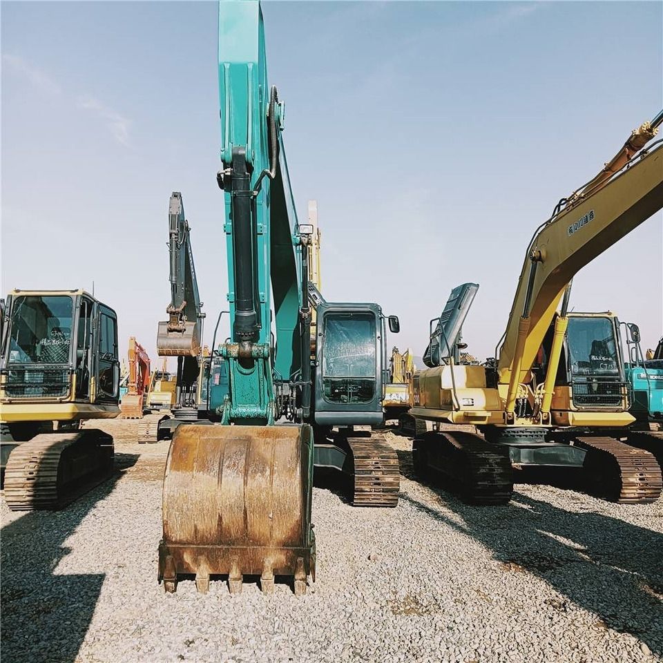 2023 Kobelco SK200D crawler excavator, front view 2023 Kobelco SK200D crawler excavator, front view