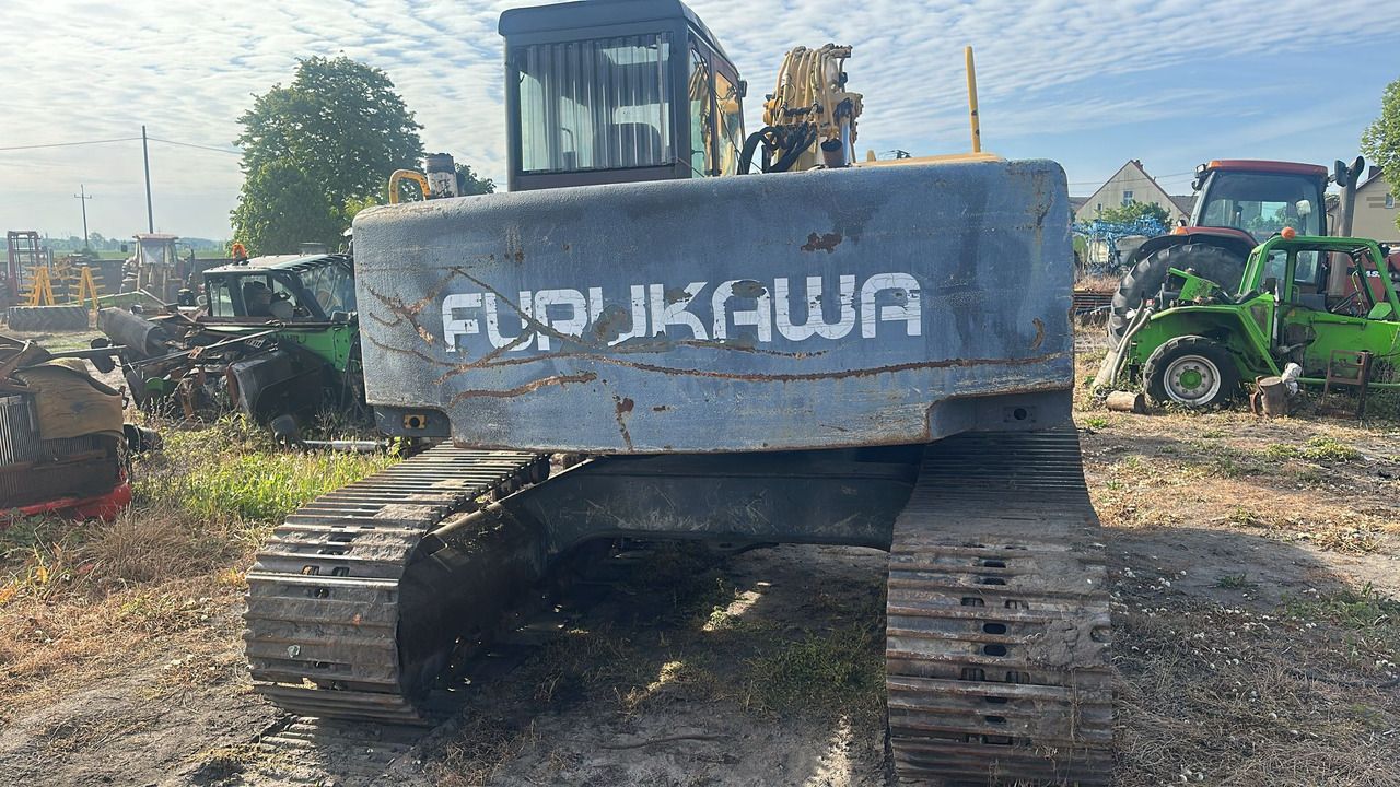 1998 Furukawa 730 LS-TRONIC crawler excavator, rear view