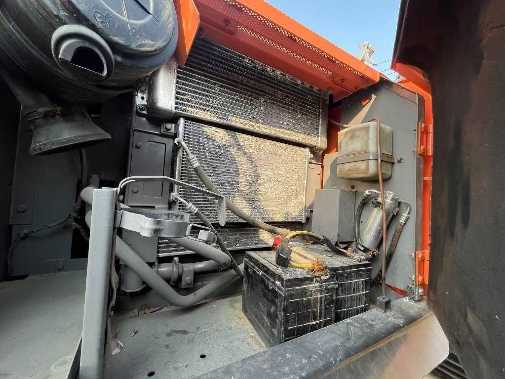 2023 Hitachi ZX160 Gąsienicowa Koparka