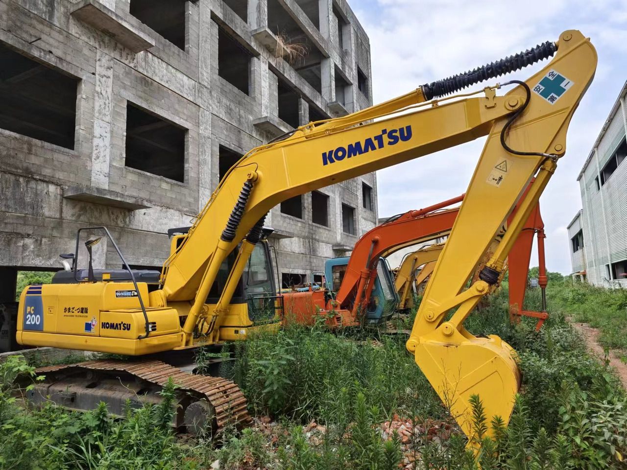 Escavadora de rastos Komatsu PC200-8 de 2018, vista lateral