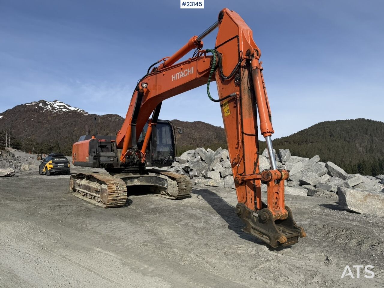 2013 Hitachi ZX350LC-5B crawler excavator, side view 2013 Hitachi ZX350LC-5B crawler excavator, side view