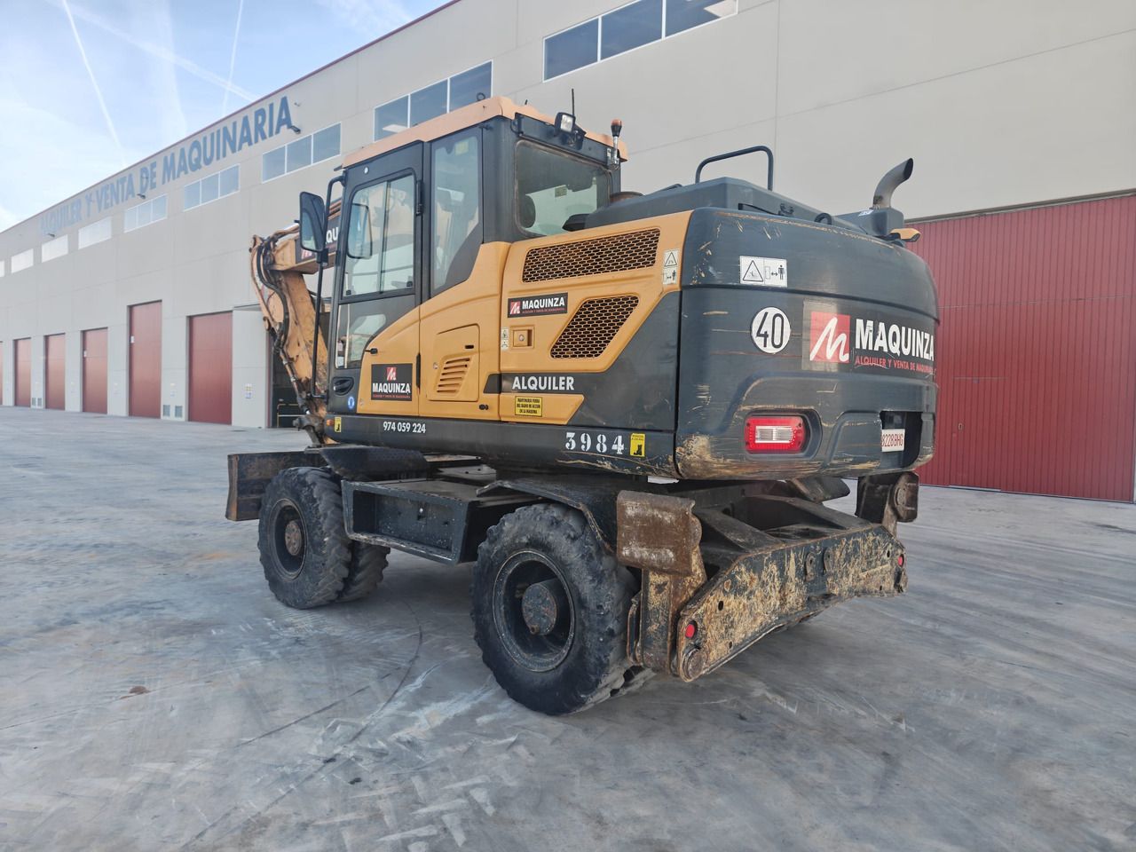 2020 Hyundai HW140 wheel excavator, rear three-quarter view