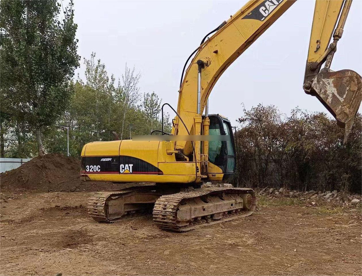 2018 Caterpillar 320C crawler excavator, rear three-quarter view 2018 Caterpillar 320C crawler excavator, rear three-quarter view