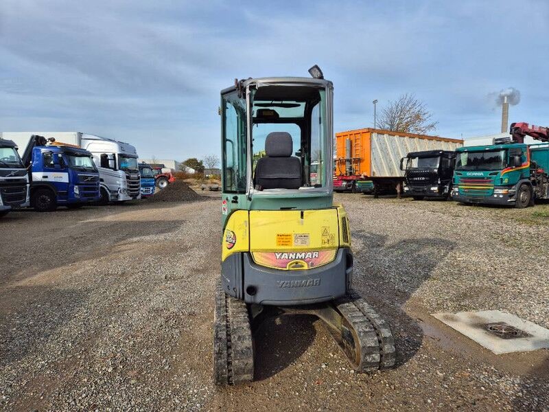 2007 Yanmar VIO25 mini excavator, rear view 2007 Yanmar VIO25 mini excavator, rear view