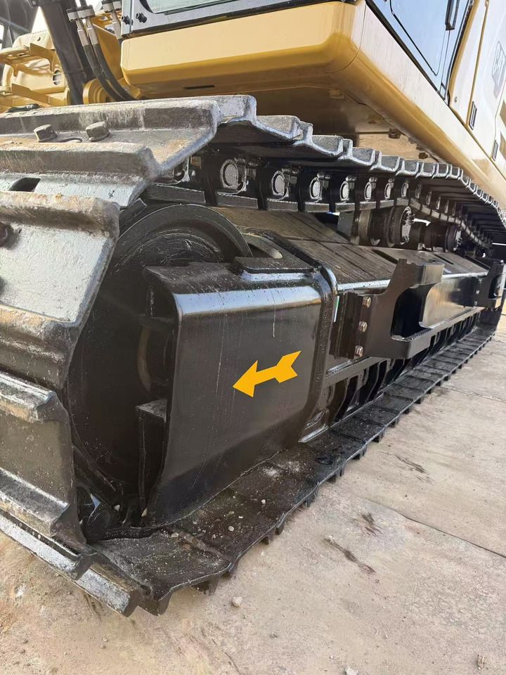 2021 Caterpillar 349D crawler excavator track assembly detail