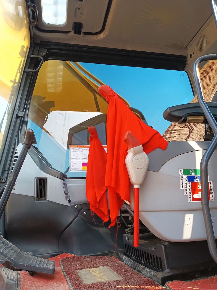 2022 Komatsu PC350-7 crawler excavator interior view