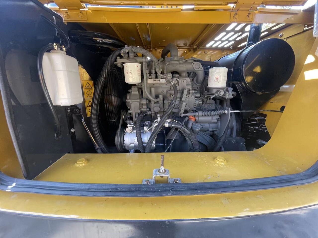 2023 XCMG XE85DA crawler excavator engine compartment view 2023 XCMG XE85DA crawler excavator engine compartment view