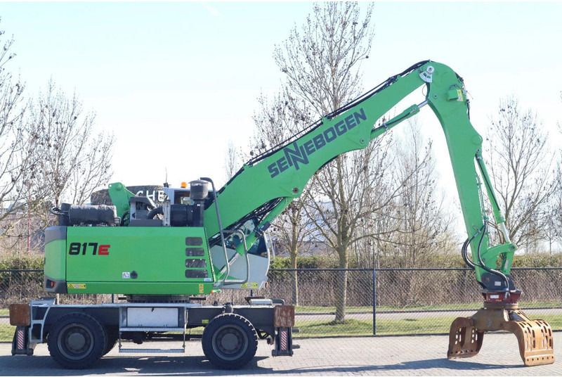 2019 Sennebogen 817E wheel excavator, side view 2019 Sennebogen 817E wheel excavator, side view