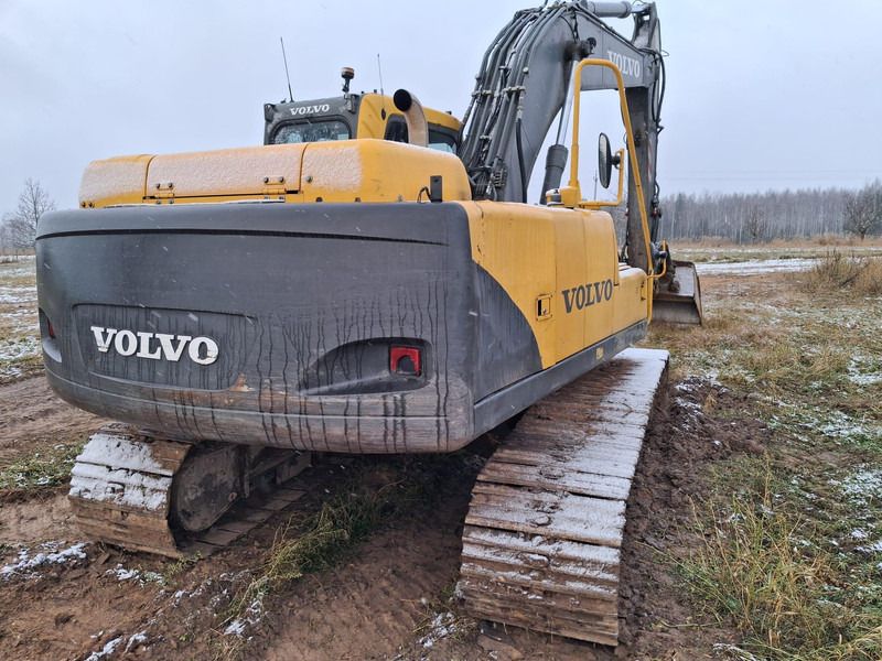 2007 Volvo EC210BLC crawler excavator, rear three-quarter view