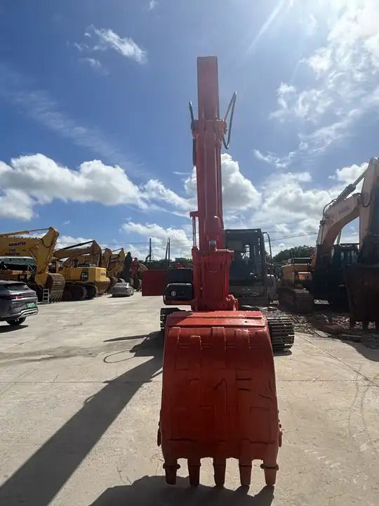 2019 Hitachi ZX120 crawler excavator, front view of bucket and boom
