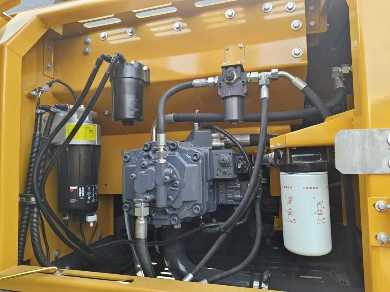 2026 XCMG XE215C crawler excavator engine compartment detail 2026 XCMG XE215C crawler excavator engine compartment detail