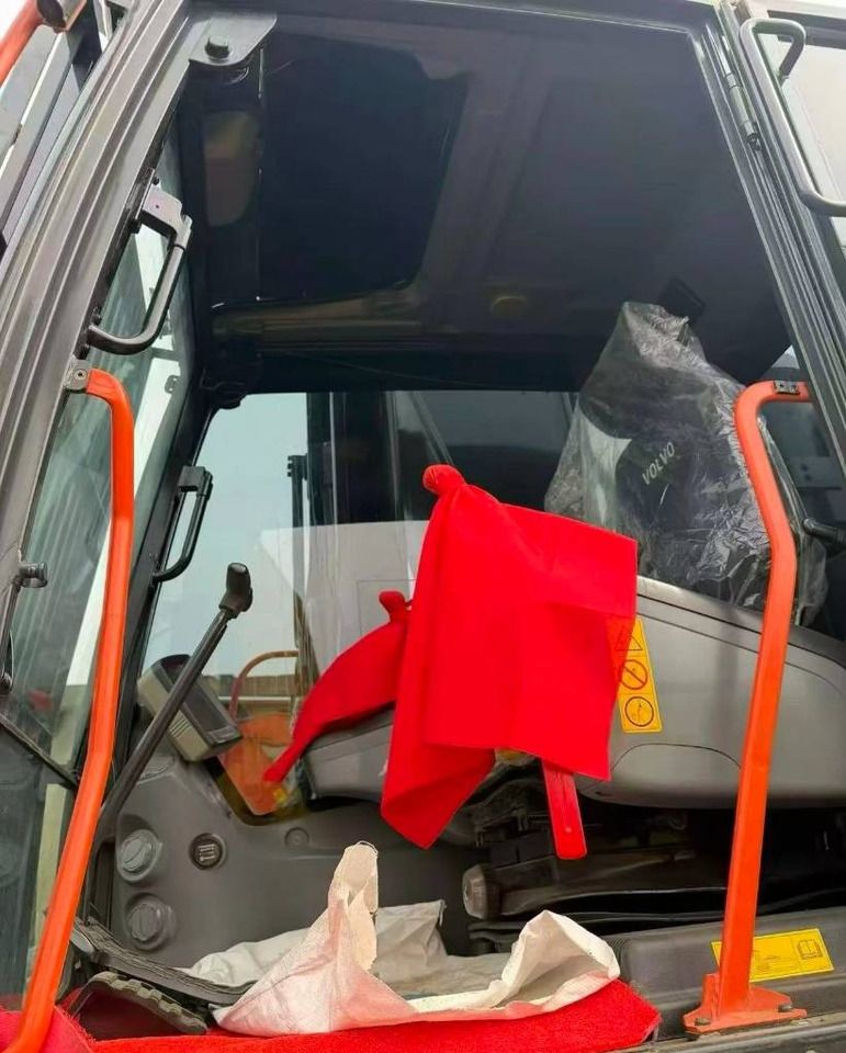 2025 Volvo EC380 crawler excavator cab interior view 2025 Volvo EC380 crawler excavator cab interior view
