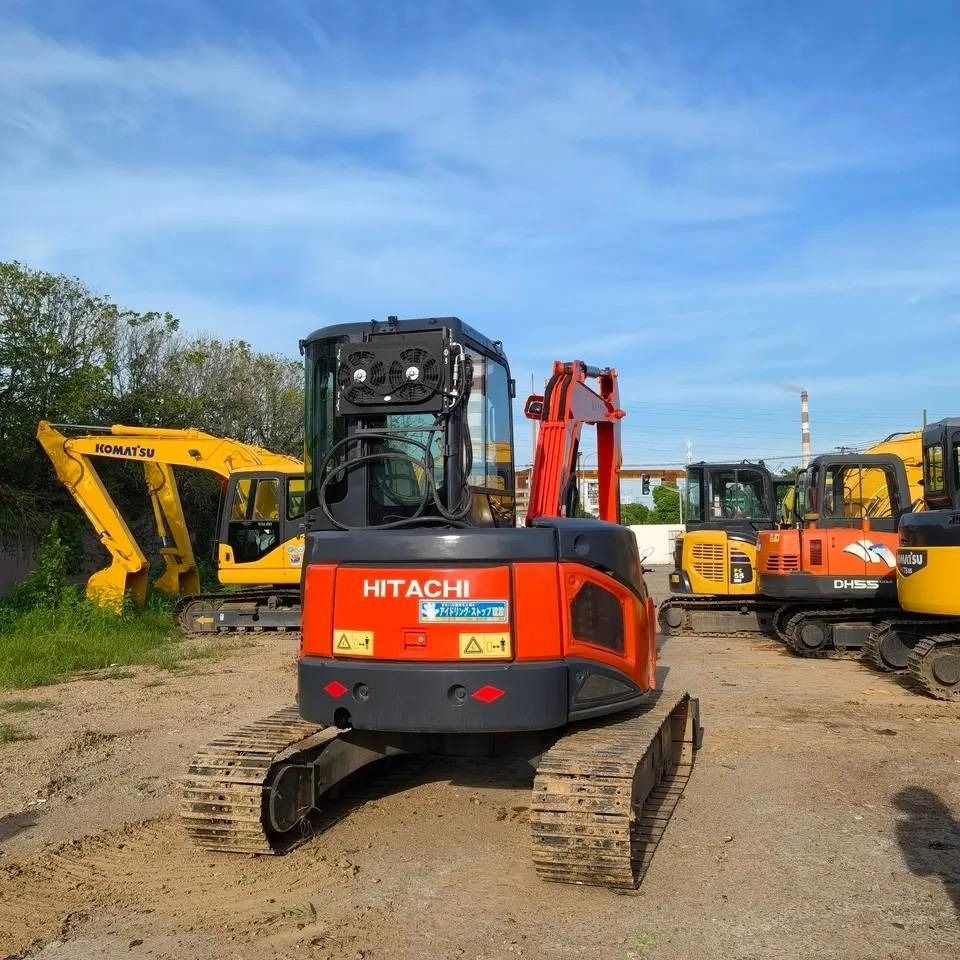 2023 Hitachi ZX30 mini excavator, rear view 2023 Hitachi ZX30 mini excavator, rear view