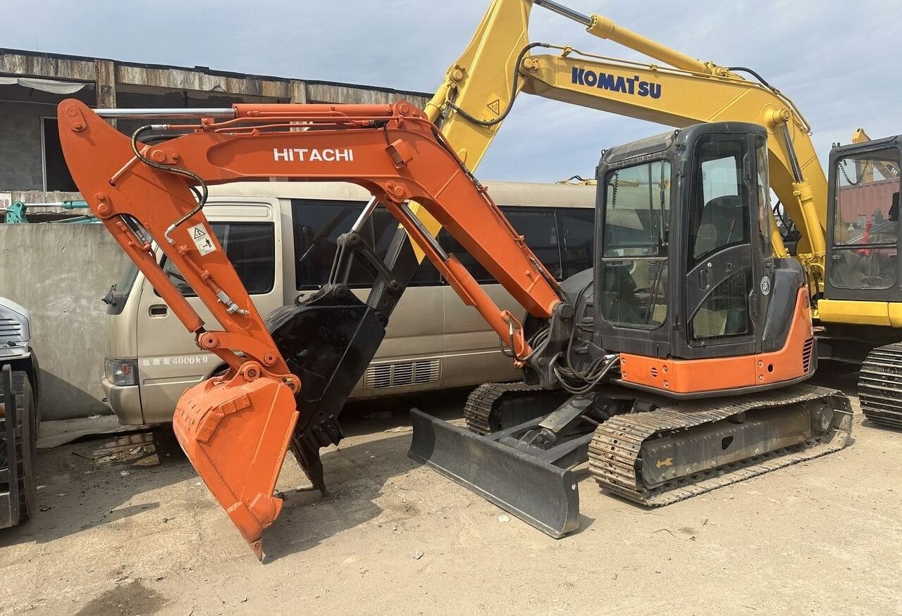 Hitachi ZX65 Mini Excavator, side profile view Hitachi ZX65 Mini Excavator, side profile view