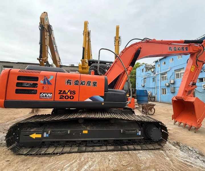 Hitachi ZAXIS 200 crawler excavator side view Hitachi ZAXIS 200 crawler excavator side view