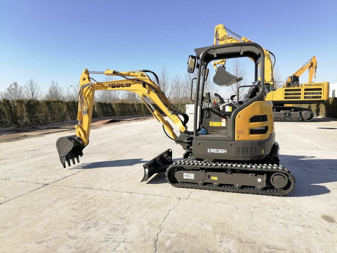 2025 SDLG ER636H excavator side view 2025 SDLG ER636H excavator side view