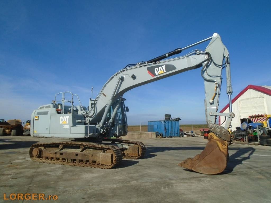 2014 Caterpillar 329EL crawler excavator, side view