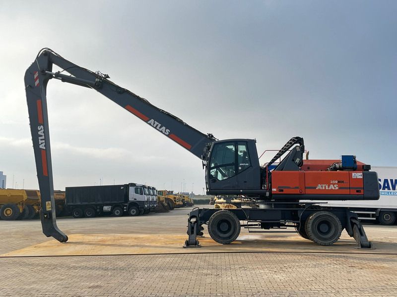 2019 Atlas 350MH material handler, side view