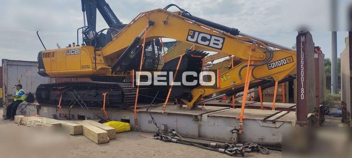 2026 JCB 225LC ECO PLUS crawler excavator side view