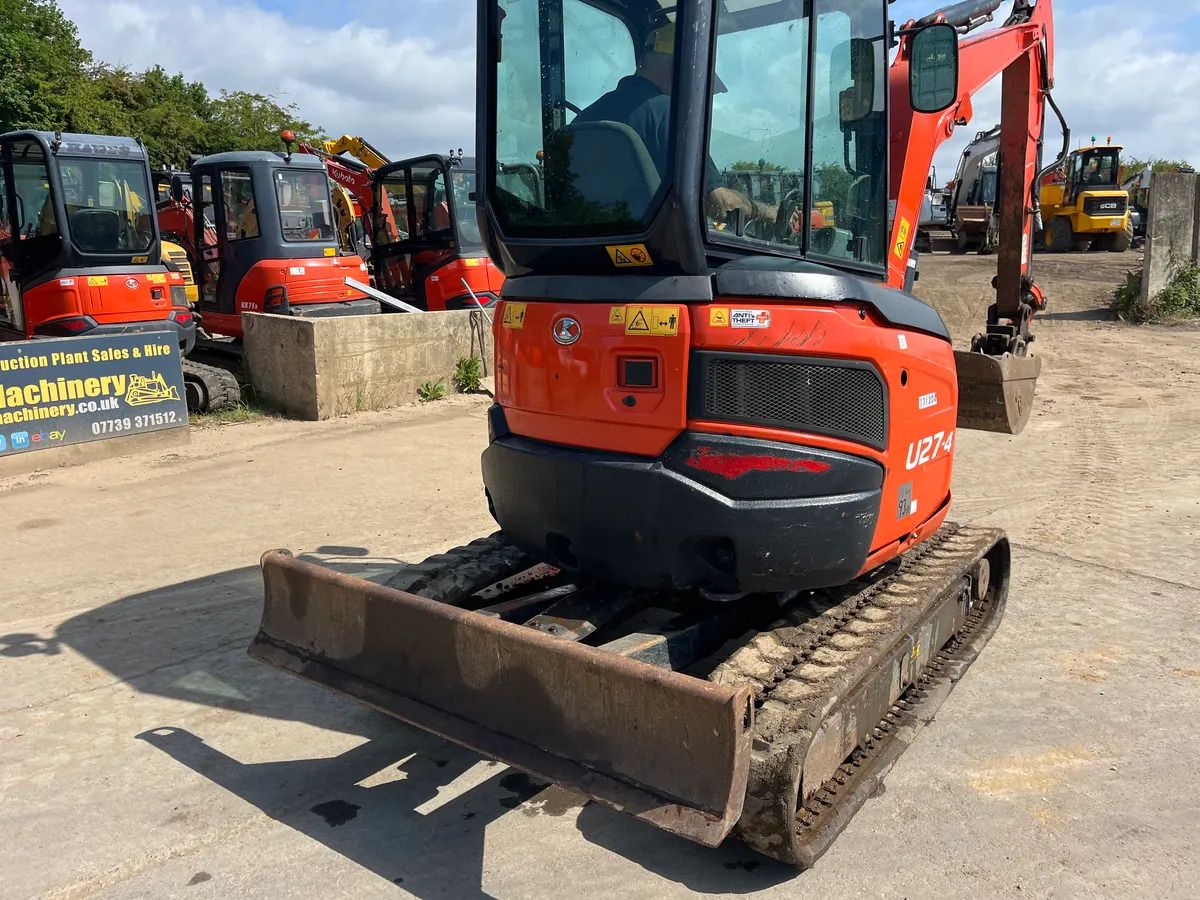 2018 Kubota U27-4 mini excavator rear view 2018 Kubota U27-4 mini excavator rear view