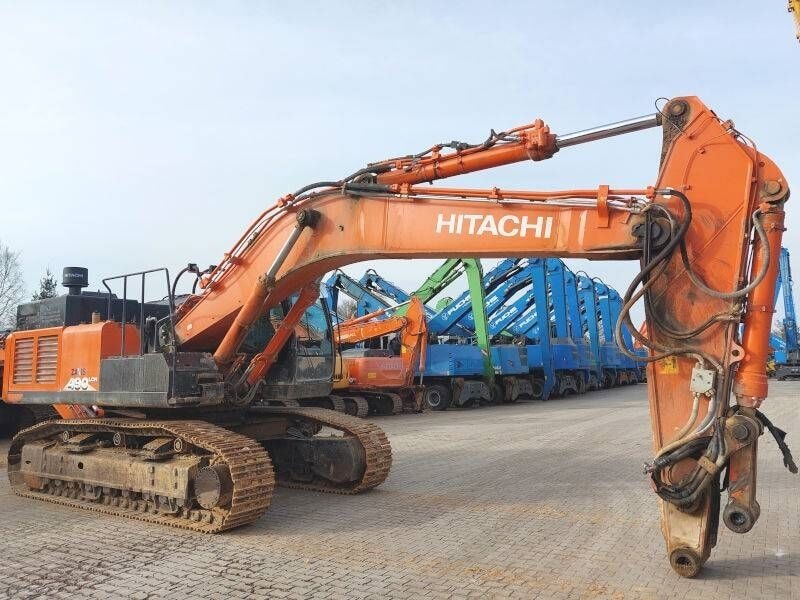 2016 Hitachi ZX490LCH-6 crawler excavator, side profile view 2016 Hitachi ZX490LCH-6 crawler excavator, side profile view